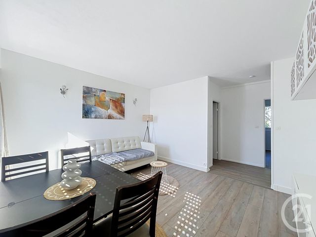 Appartement F3 à louer - 3 pièces - 56.85 m2 - RUNGIS - 94 - ILE-DE-FRANCE - Century 21 Eureka