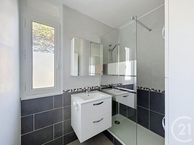 Appartement F3 à louer - 3 pièces - 56.85 m2 - RUNGIS - 94 - ILE-DE-FRANCE - Century 21 Eureka