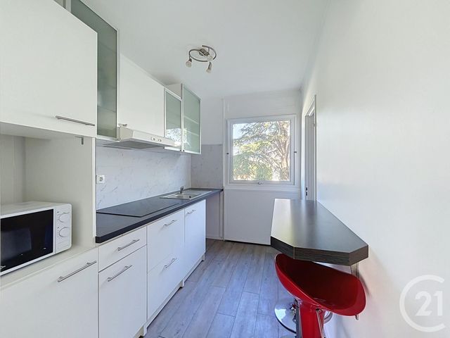 Appartement F3 à louer - 3 pièces - 56.85 m2 - RUNGIS - 94 - ILE-DE-FRANCE - Century 21 Eureka