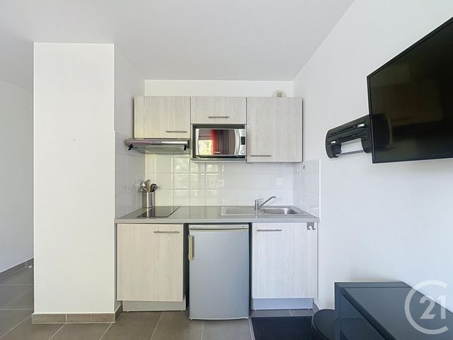 Appartement F2 à louer - 2 pièces - 34.92 m2 - FRESNES - 94 - ILE-DE-FRANCE - Century 21 Eureka
