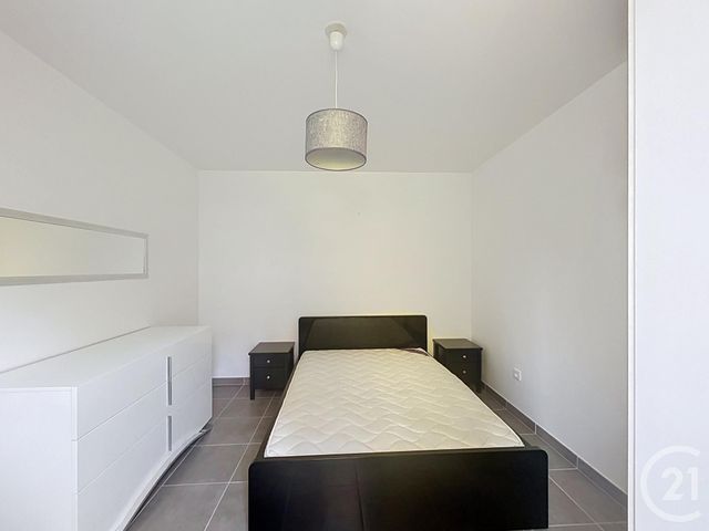 Appartement F2 à louer - 2 pièces - 34.92 m2 - FRESNES - 94 - ILE-DE-FRANCE - Century 21 Eureka