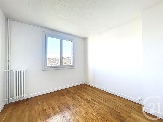 Appartement F5 à vendre - 5 pièces - 79.89 m2 - FRESNES - 94 - ILE-DE-FRANCE - Century 21 Eureka