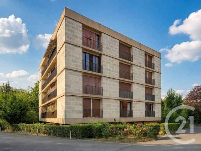 Appartement F3 à vendre - 3 pièces - 59.0 m2 - L HAY LES ROSES - 94 - ILE-DE-FRANCE - Century 21 Eureka