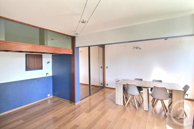 Appartement F3 à louer - 3 pièces - 62.58 m2 - FRESNES - 94 - ILE-DE-FRANCE - Century 21 Eureka