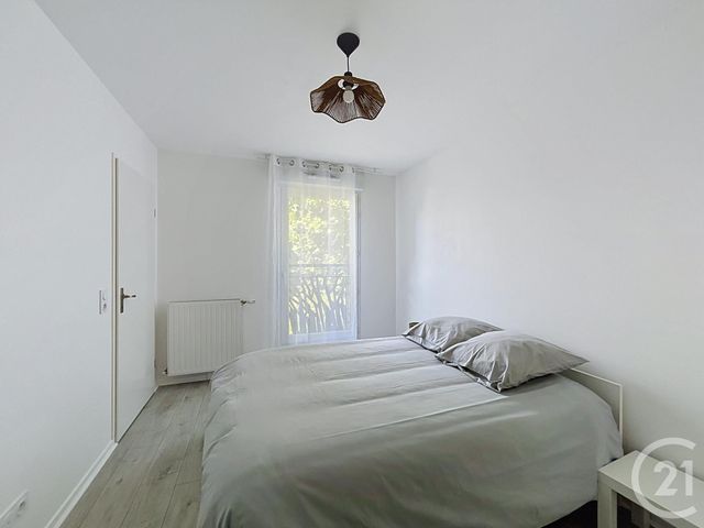 Appartement F2 à louer - 2 pièces - 39.98 m2 - VIGNEUX SUR SEINE - 91 - ILE-DE-FRANCE - Century 21 Eureka