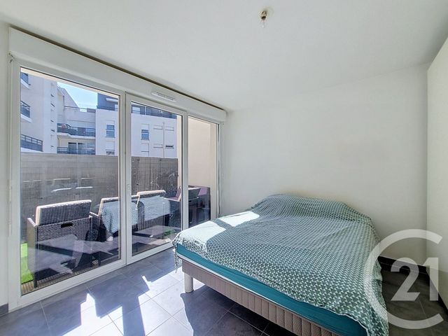 Appartement F3 à vendre - 3 pièces - 61.35 m2 - FRESNES - 94 - ILE-DE-FRANCE - Century 21 Eureka