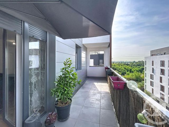 Appartement F4 à louer - 4 pièces - 73.48 m2 - FRESNES - 94 - ILE-DE-FRANCE - Century 21 Eureka