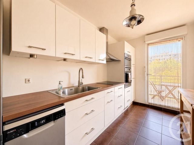 Appartement F3 à vendre - 3 pièces - 64.56 m2 - FRESNES - 94 - ILE-DE-FRANCE - Century 21 Eureka