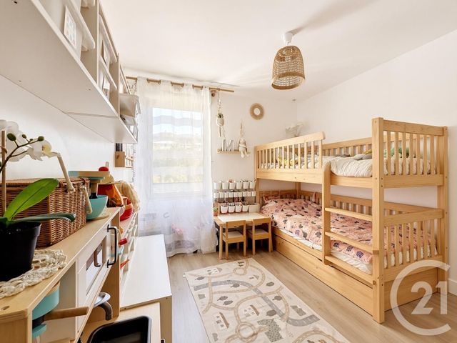 Appartement F3 à vendre - 3 pièces - 64.56 m2 - FRESNES - 94 - ILE-DE-FRANCE - Century 21 Eureka