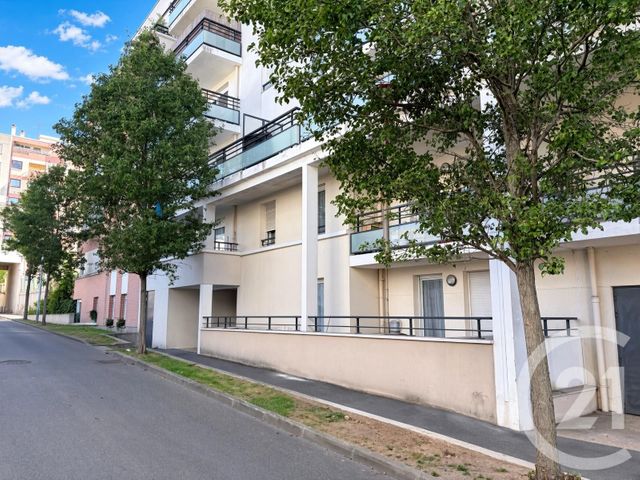 Appartement F3 à vendre - 3 pièces - 64.56 m2 - FRESNES - 94 - ILE-DE-FRANCE - Century 21 Eureka