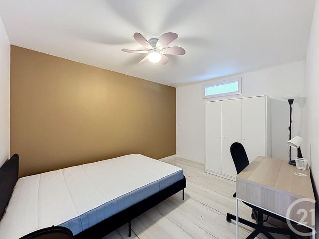 Appartement Chambre à louer - 1 pièce - 11.61 m2 - MASSY - 91 - ILE-DE-FRANCE - Century 21 Eureka
