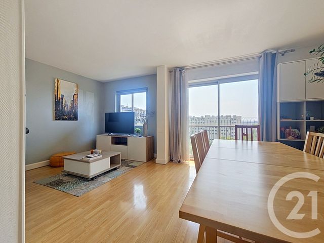 Appartement F4 à vendre - 4 pièces - 67.2 m2 - FRESNES - 94 - ILE-DE-FRANCE - Century 21 Eureka