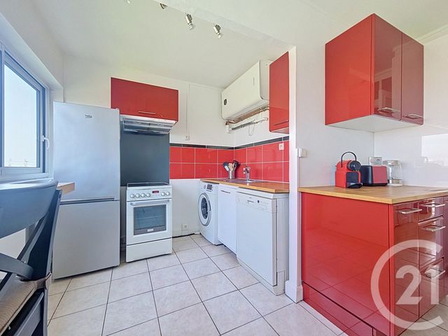 Appartement F4 à vendre - 4 pièces - 67.2 m2 - FRESNES - 94 - ILE-DE-FRANCE - Century 21 Eureka