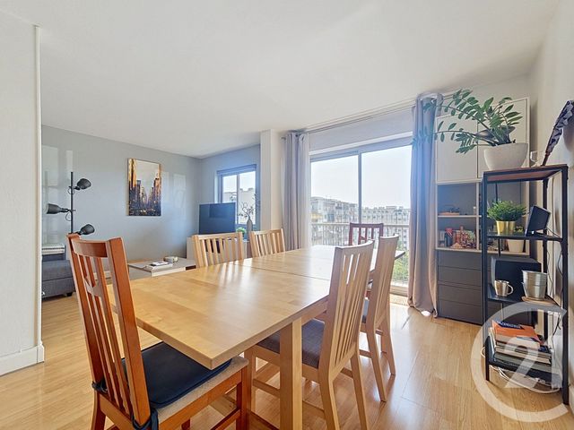 Appartement F4 à vendre - 4 pièces - 67.2 m2 - FRESNES - 94 - ILE-DE-FRANCE - Century 21 Eureka