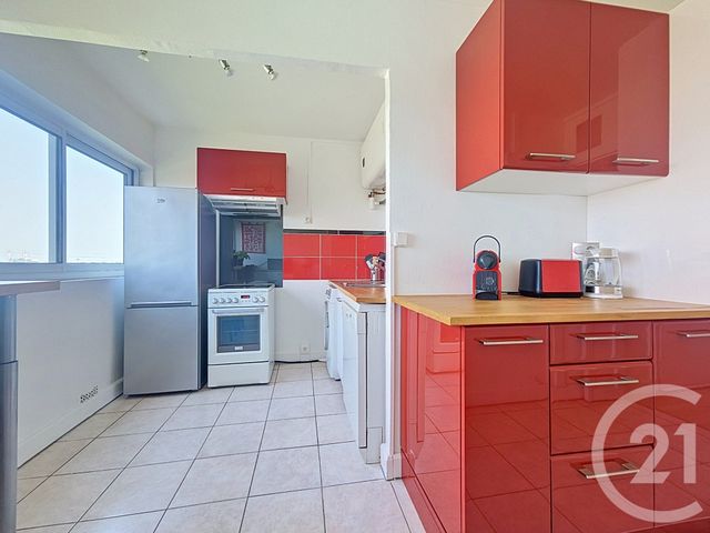 Appartement F4 à vendre - 4 pièces - 67.2 m2 - FRESNES - 94 - ILE-DE-FRANCE - Century 21 Eureka