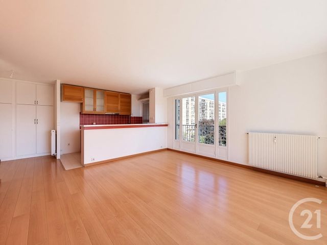 Appartement F2 à vendre - 2 pièces - 48.45 m2 - FRESNES - 94 - ILE-DE-FRANCE - Century 21 Eureka