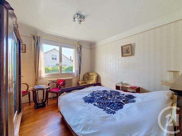 maison à vendre - 6 pièces - 121.46 m2 - FRESNES - 94 - ILE-DE-FRANCE - Century 21 Eureka
