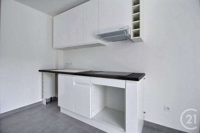 maison à louer - 5 pièces - 105.6 m2 - L HAY LES ROSES - 94 - ILE-DE-FRANCE - Century 21 Eureka