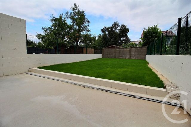 maison à louer - 5 pièces - 105.6 m2 - L HAY LES ROSES - 94 - ILE-DE-FRANCE - Century 21 Eureka