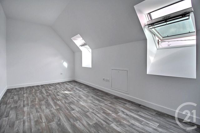 maison à louer - 5 pièces - 105.6 m2 - L HAY LES ROSES - 94 - ILE-DE-FRANCE - Century 21 Eureka