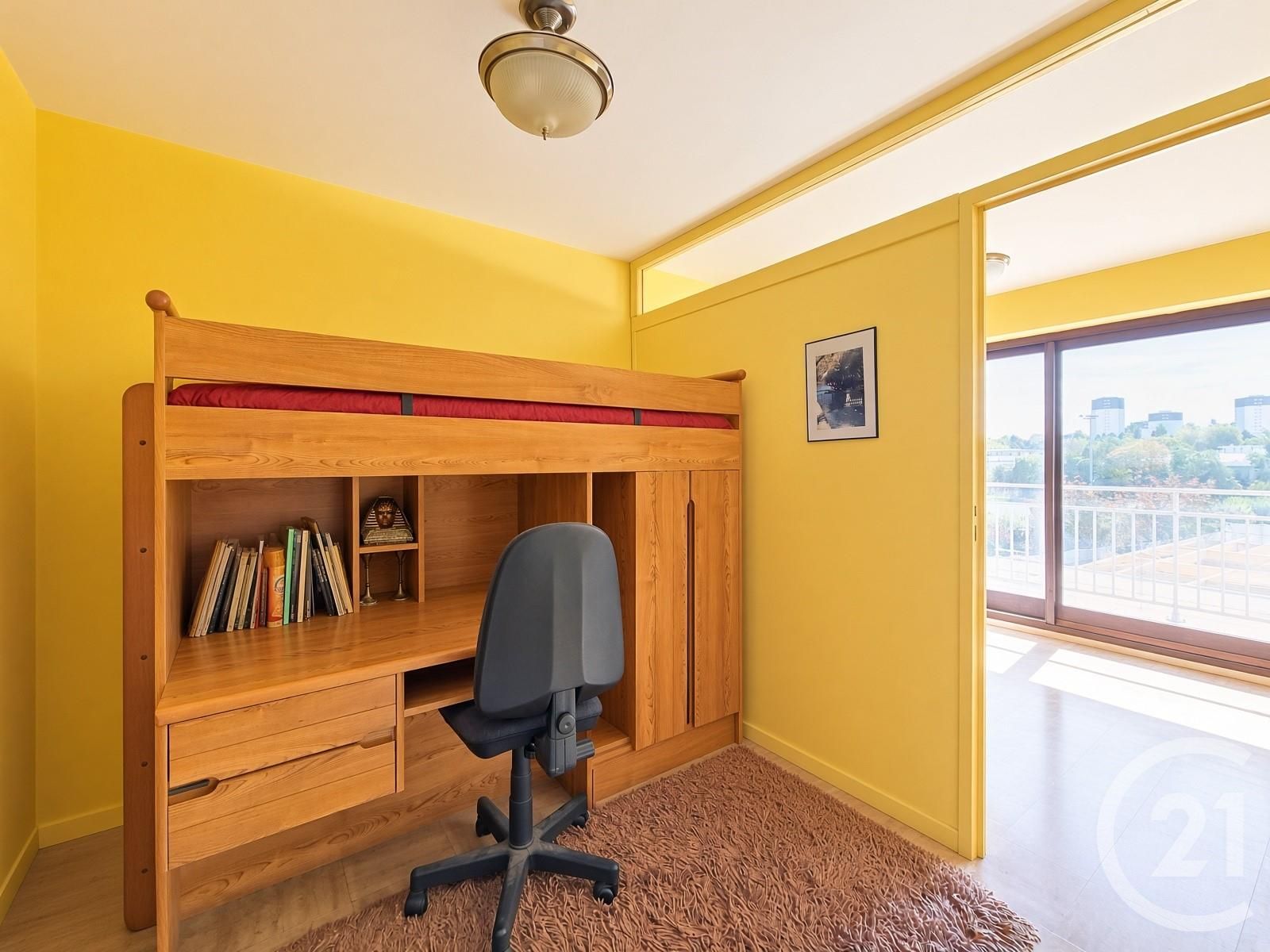 Appartement F4 à vendre - 4 pièces - 85.0 m2 - FRESNES - 94 - ILE-DE-FRANCE - Century 21 Eureka — 10