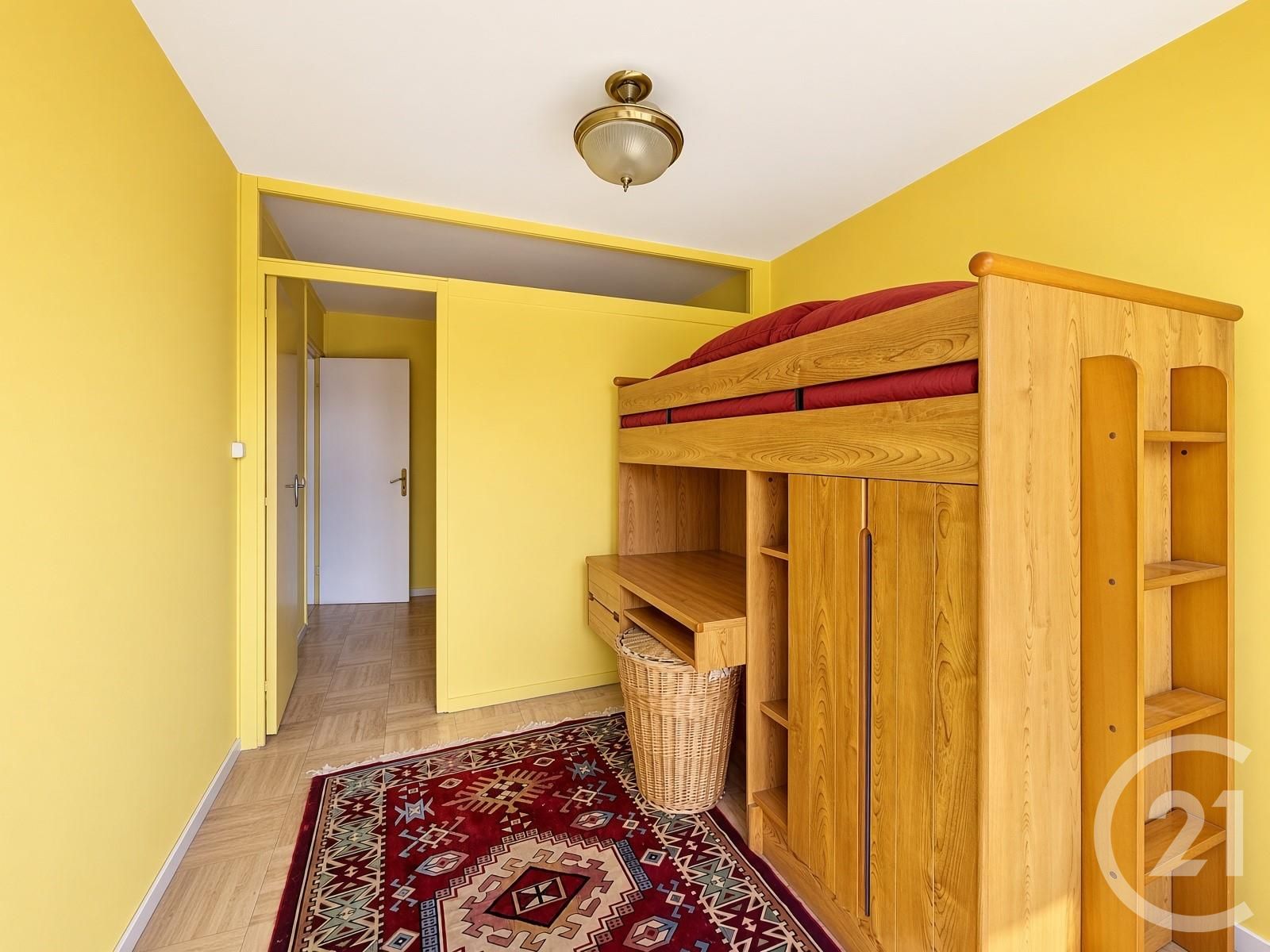 Appartement F4 à vendre - 4 pièces - 85.0 m2 - FRESNES - 94 - ILE-DE-FRANCE - Century 21 Eureka — 9