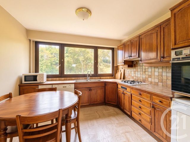 Appartement F4 à vendre - 4 pièces - 85.0 m2 - FRESNES - 94 - ILE-DE-FRANCE - Century 21 Eureka