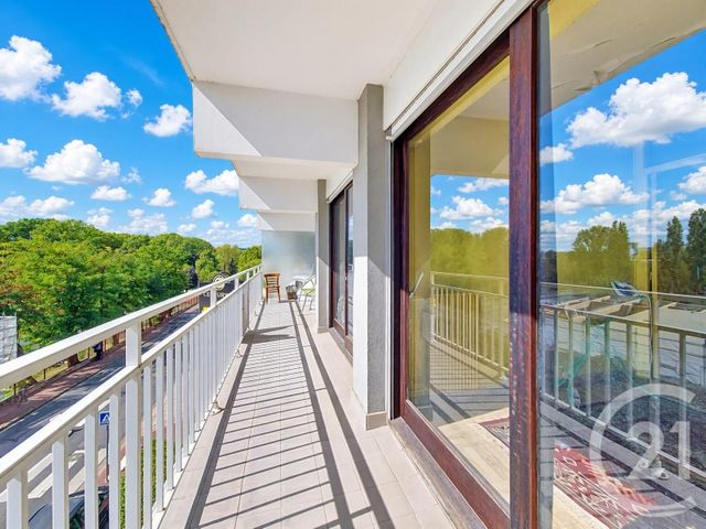 Appartement F4 à vendre - 4 pièces - 85.0 m2 - FRESNES - 94 - ILE-DE-FRANCE - Century 21 Eureka
