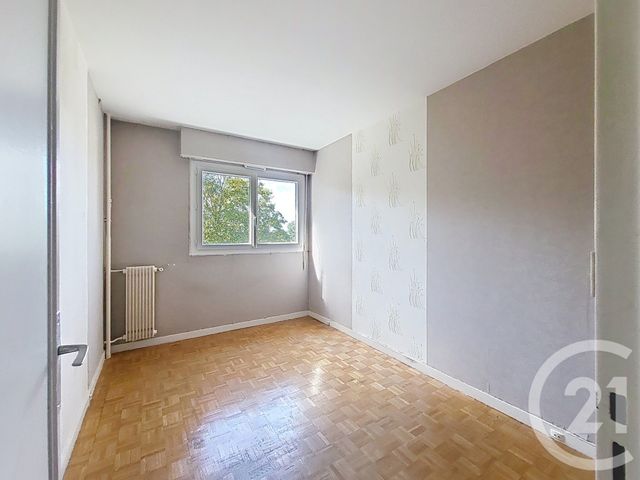 Appartement F3 à vendre - 3 pièces - 61.61 m2 - FRESNES - 94 - ILE-DE-FRANCE - Century 21 Eureka