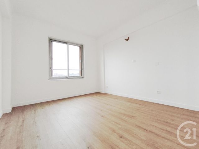 Appartement F3 à louer - 3 pièces - 54.96 m2 - FRESNES - 94 - ILE-DE-FRANCE - Century 21 Eureka