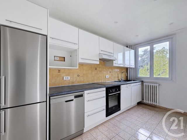Appartement F5 à vendre - 5 pièces - 79.89 m2 - FRESNES - 94 - ILE-DE-FRANCE - Century 21 Eureka