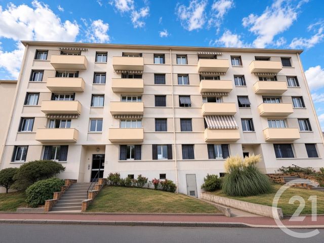Appartement F5 à vendre - 5 pièces - 79.89 m2 - FRESNES - 94 - ILE-DE-FRANCE - Century 21 Eureka