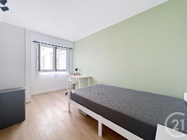 Appartement Chambre à louer - 1 pièce - 10.21 m2 - MASSY - 91 - ILE-DE-FRANCE - Century 21 Eureka