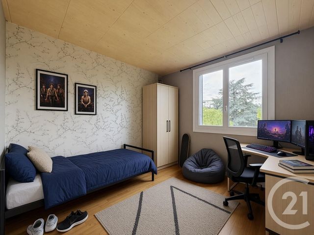 Appartement F5 à vendre - 5 pièces - 79.89 m2 - FRESNES - 94 - ILE-DE-FRANCE - Century 21 Eureka