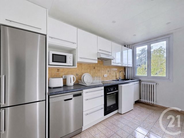 Appartement F5 à vendre - 5 pièces - 79.89 m2 - FRESNES - 94 - ILE-DE-FRANCE - Century 21 Eureka