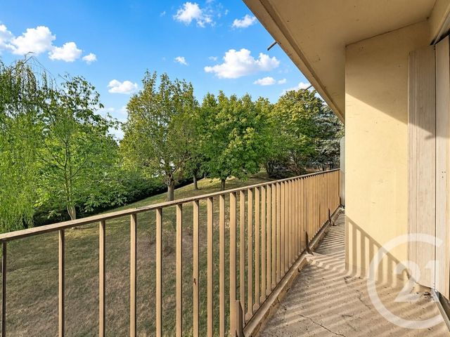 Appartement F3 à vendre - 3 pièces - 61.63 m2 - FRESNES - 94 - ILE-DE-FRANCE - Century 21 Eureka