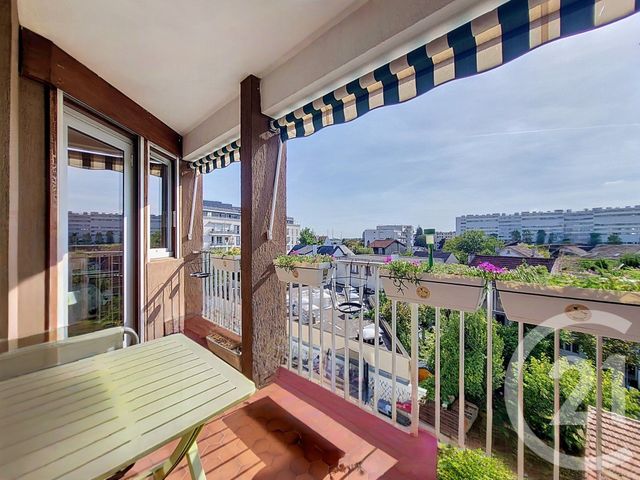 Appartement F3 à vendre - 3 pièces - 65.14 m2 - FRESNES - 94 - ILE-DE-FRANCE - Century 21 Eureka