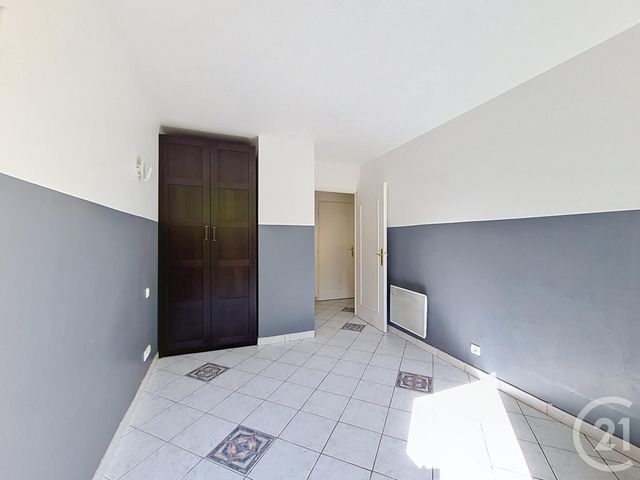 Appartement F2 à vendre - 2 pièces - 50.02 m2 - RUNGIS - 94 - ILE-DE-FRANCE - Century 21 Eureka