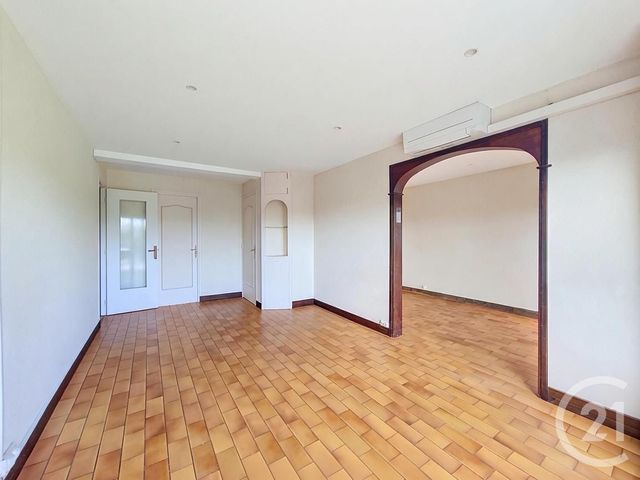 Appartement F4 à vendre - 4 pièces - 60.63 m2 - FRESNES - 94 - ILE-DE-FRANCE - Century 21 Eureka