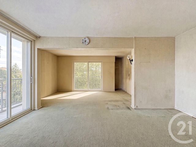 Appartement F5 à vendre - 5 pièces - 80.0 m2 - FRESNES - 94 - ILE-DE-FRANCE - Century 21 Eureka