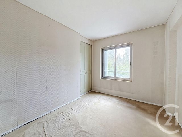 Appartement F5 à vendre - 5 pièces - 80.0 m2 - FRESNES - 94 - ILE-DE-FRANCE - Century 21 Eureka