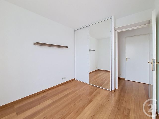 Appartement F4 à vendre - 3 pièces - 67.0 m2 - FRESNES - 94 - ILE-DE-FRANCE - Century 21 Eureka