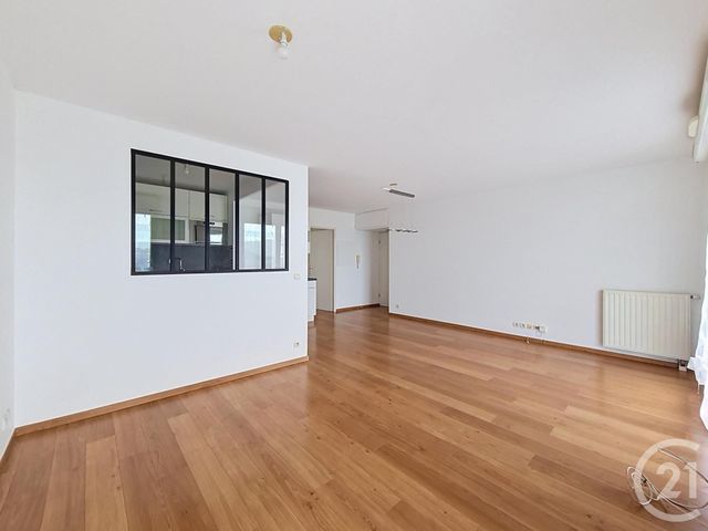 Appartement F4 à vendre - 3 pièces - 67.0 m2 - FRESNES - 94 - ILE-DE-FRANCE - Century 21 Eureka