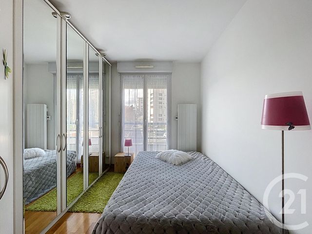 Appartement F4 à vendre - 4 pièces - 74.21 m2 - FRESNES - 94 - ILE-DE-FRANCE - Century 21 Eureka