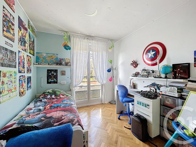 Appartement F4 à vendre - 4 pièces - 74.21 m2 - FRESNES - 94 - ILE-DE-FRANCE - Century 21 Eureka