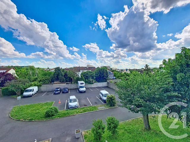 Appartement F2 à vendre - 2 pièces - 40.33 m2 - FRESNES - 94 - ILE-DE-FRANCE - Century 21 Eureka