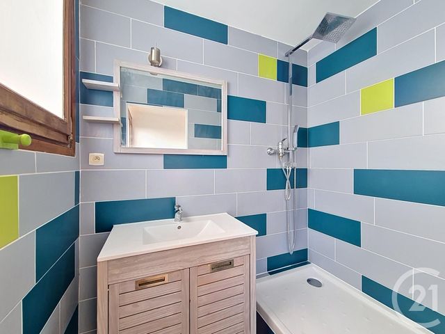 Appartement F2 à vendre - 2 pièces - 40.33 m2 - FRESNES - 94 - ILE-DE-FRANCE - Century 21 Eureka