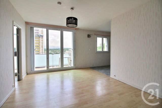 Appartement F3 à vendre - 3 pièces - 53.83 m2 - FRESNES - 94 - ILE-DE-FRANCE - Century 21 Eureka