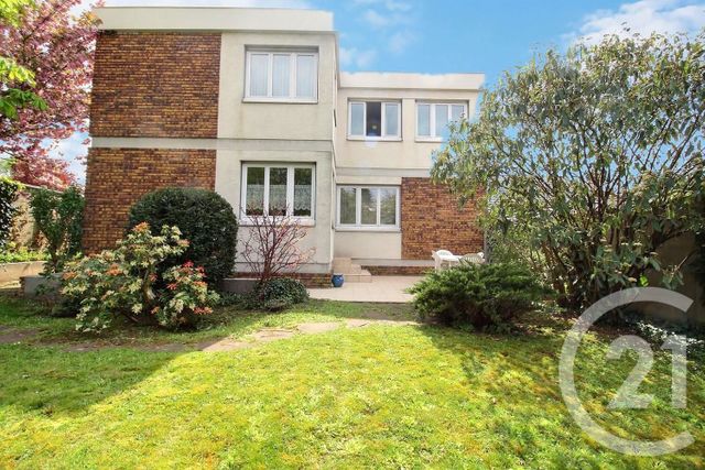 maison à vendre - 8 pièces - 188.0 m2 - FRESNES - 94 - ILE-DE-FRANCE - Century 21 Eureka