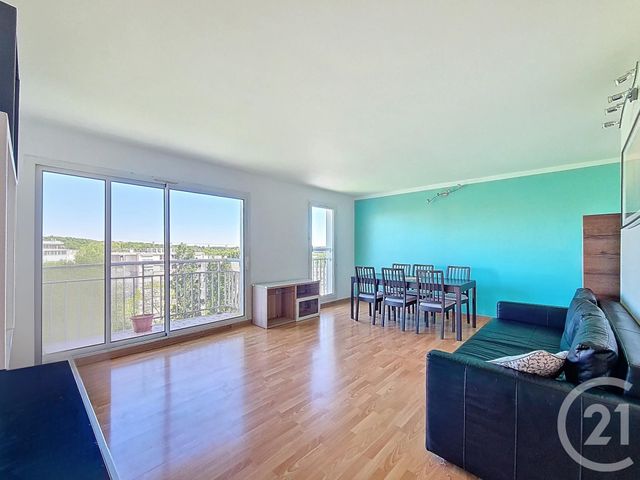Appartement F5 à vendre - 5 pièces - 72.23 m2 - FRESNES - 94 - ILE-DE-FRANCE - Century 21 Eureka